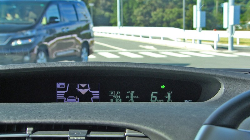 Toyota předchází kolizím při parkování